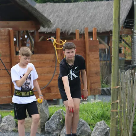 Κάμπινγκ La Roulotte D'ala-daims Nollevaux