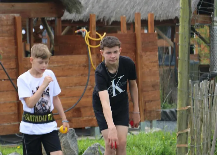 Parque de Campismo La Roulotte D'ala-daims Nollevaux